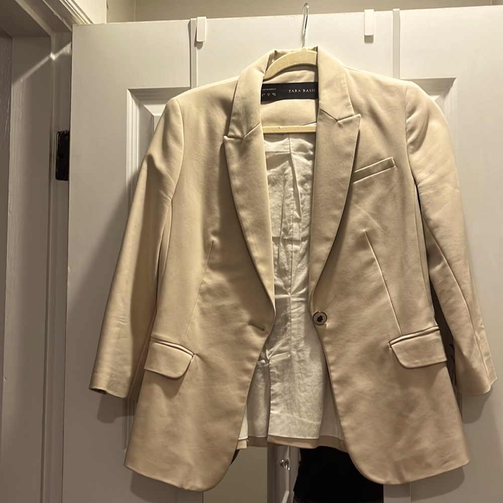 Zara Women's Blazer